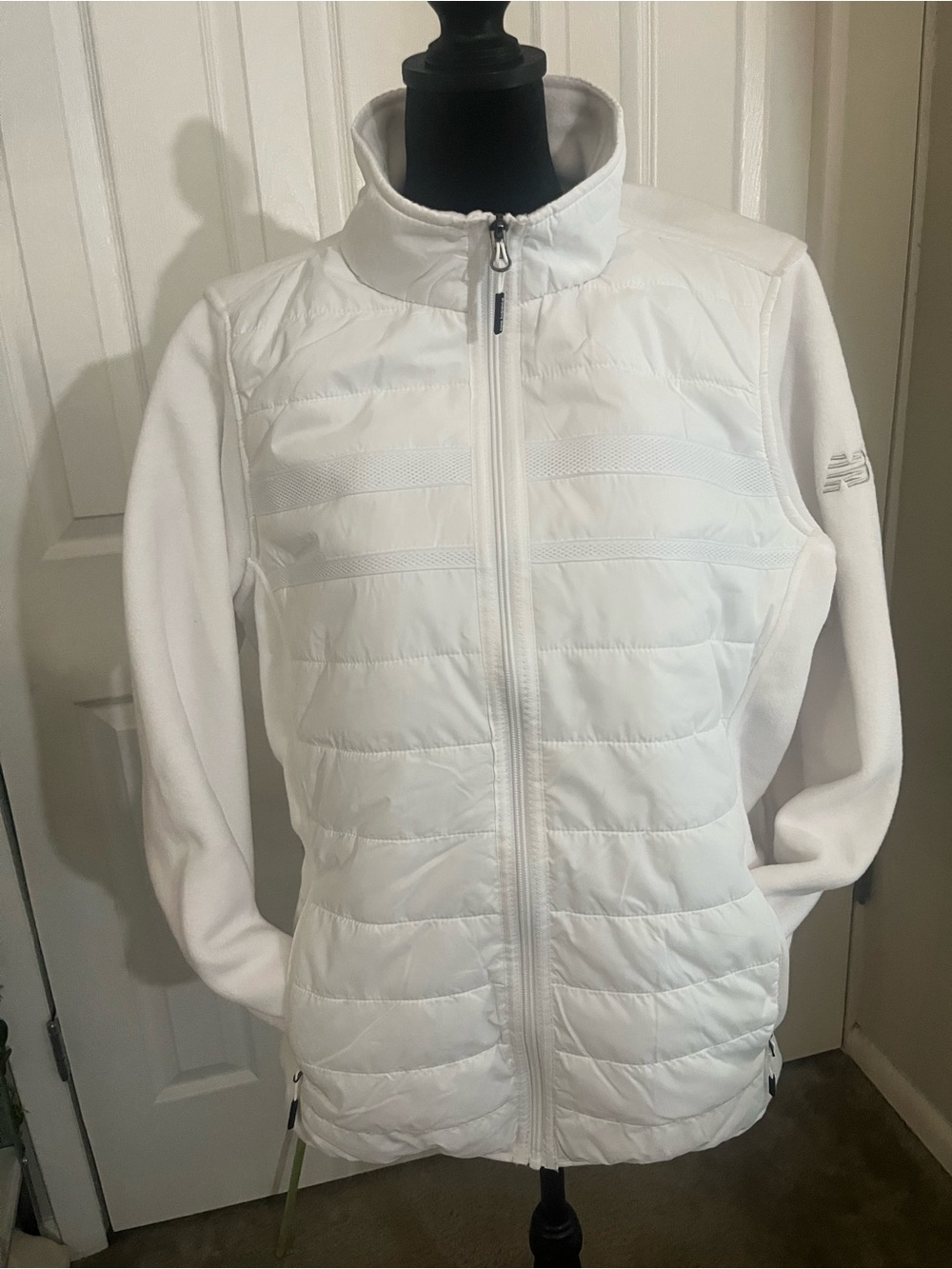 New Balance Women's White Quilted Hybrid Jacket